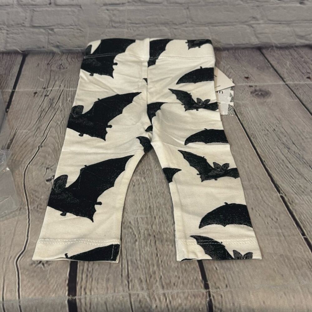 Kate Quinn Bamboo Bat Pattern Baby Leggings - Picture 2 of 3